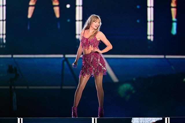 Pecahkan Rekor Baru, Taylor Swift ‘The Eras Tour’ Jadi Film Konser ...